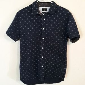 Quiksilver short sleeve shirt